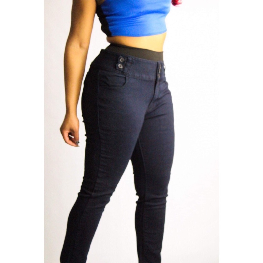 Pasion Colombian Design Plus Size Jean - Picture 6 of 8